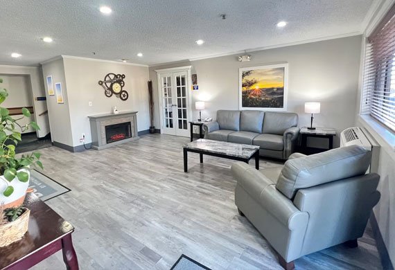 Antelop Inn and Suites